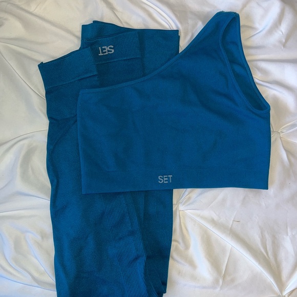 Set Active Matching Set - Picture 4 of 4